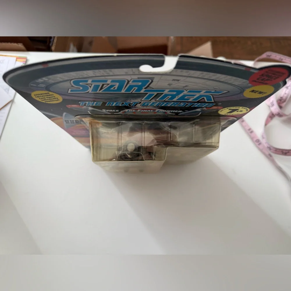 1994 Star Trek The Next Generation Hugh Borg Action Figure by Playmates - Picture 12 of 13